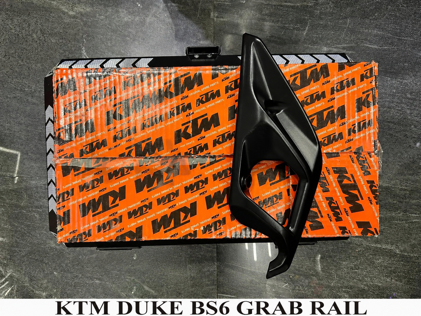 Grab RH Handle Bar , JP231410